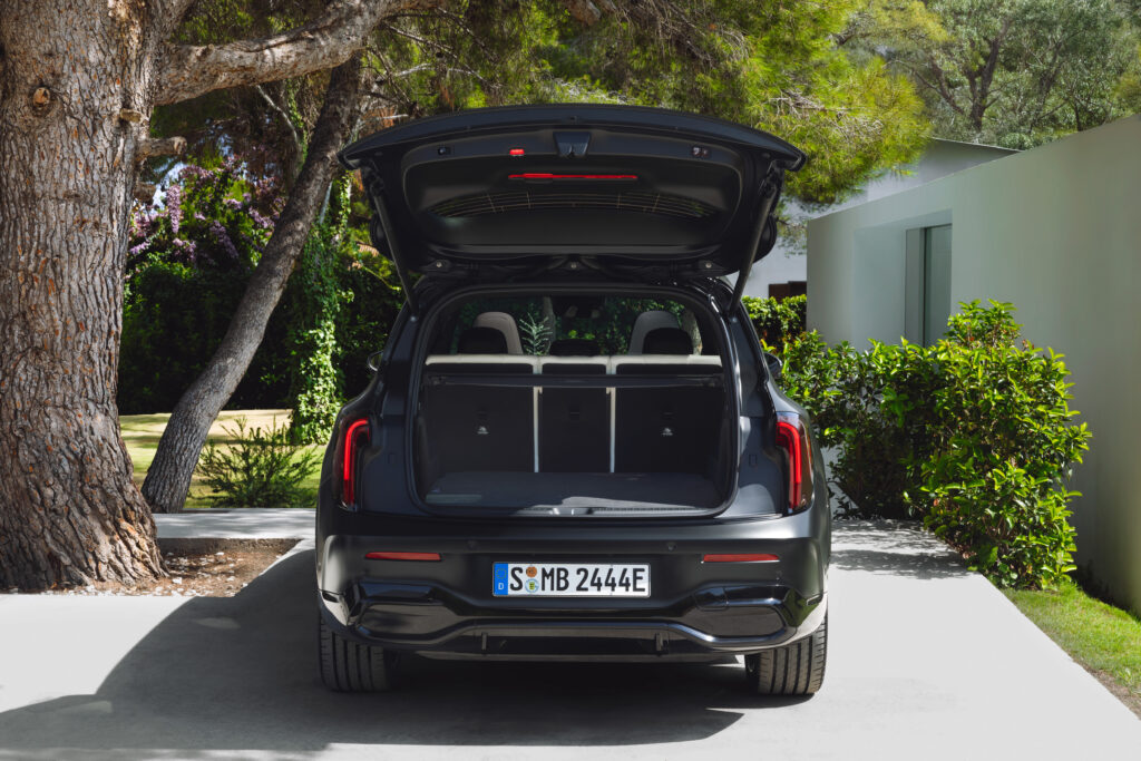 Mercedes GLB 2026 coffre arrière modularité SUV familial