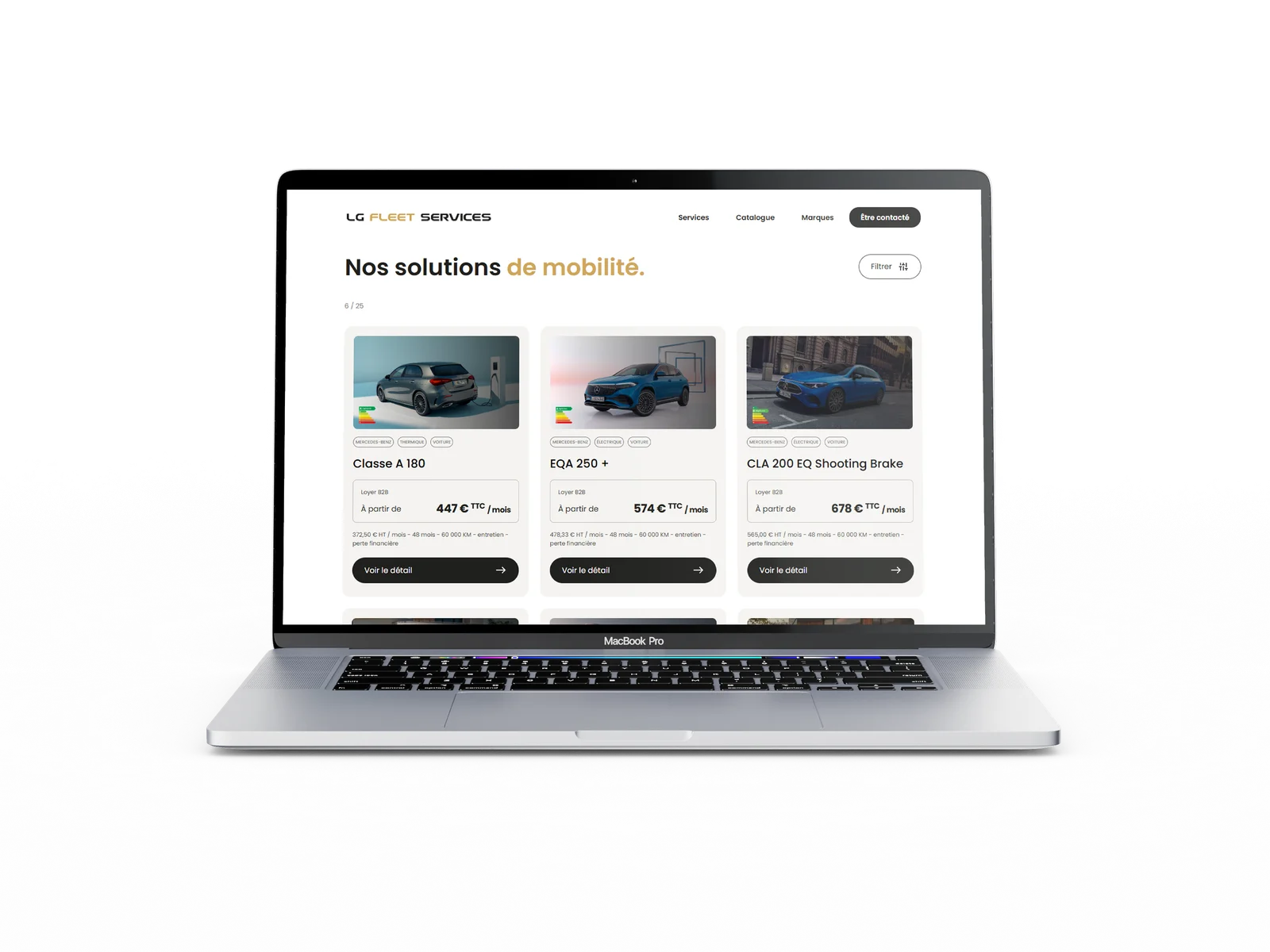 Catalogue LG Fleet affiché sur ordinateur pour les solutions de mobilité professionnelle